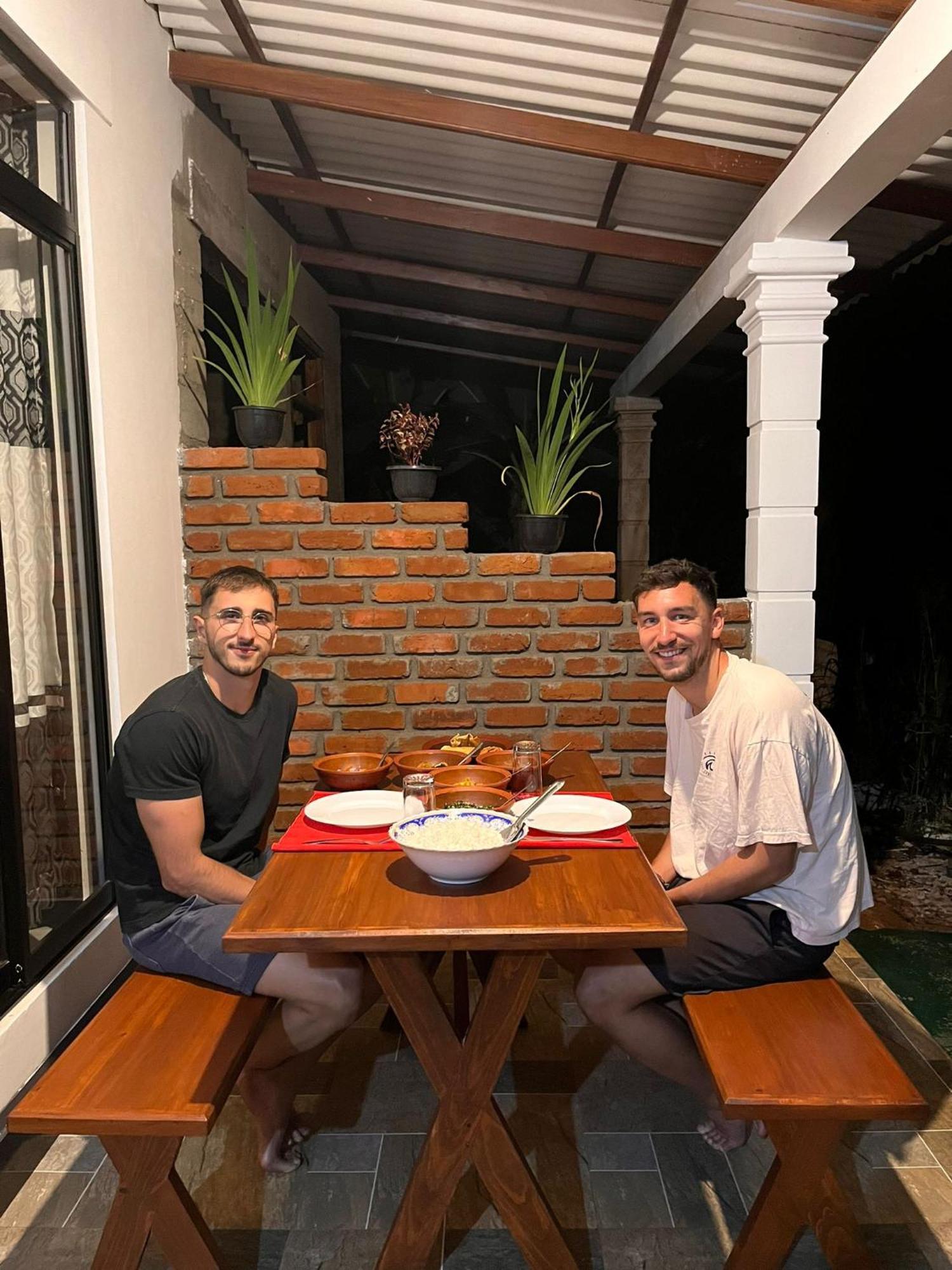 Thilina Homestay Сигирия Екстериор снимка